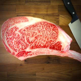 TILBUD! Oakey Tomahawk Wagyu MBS 8+ 1,0kg - 1,2kg